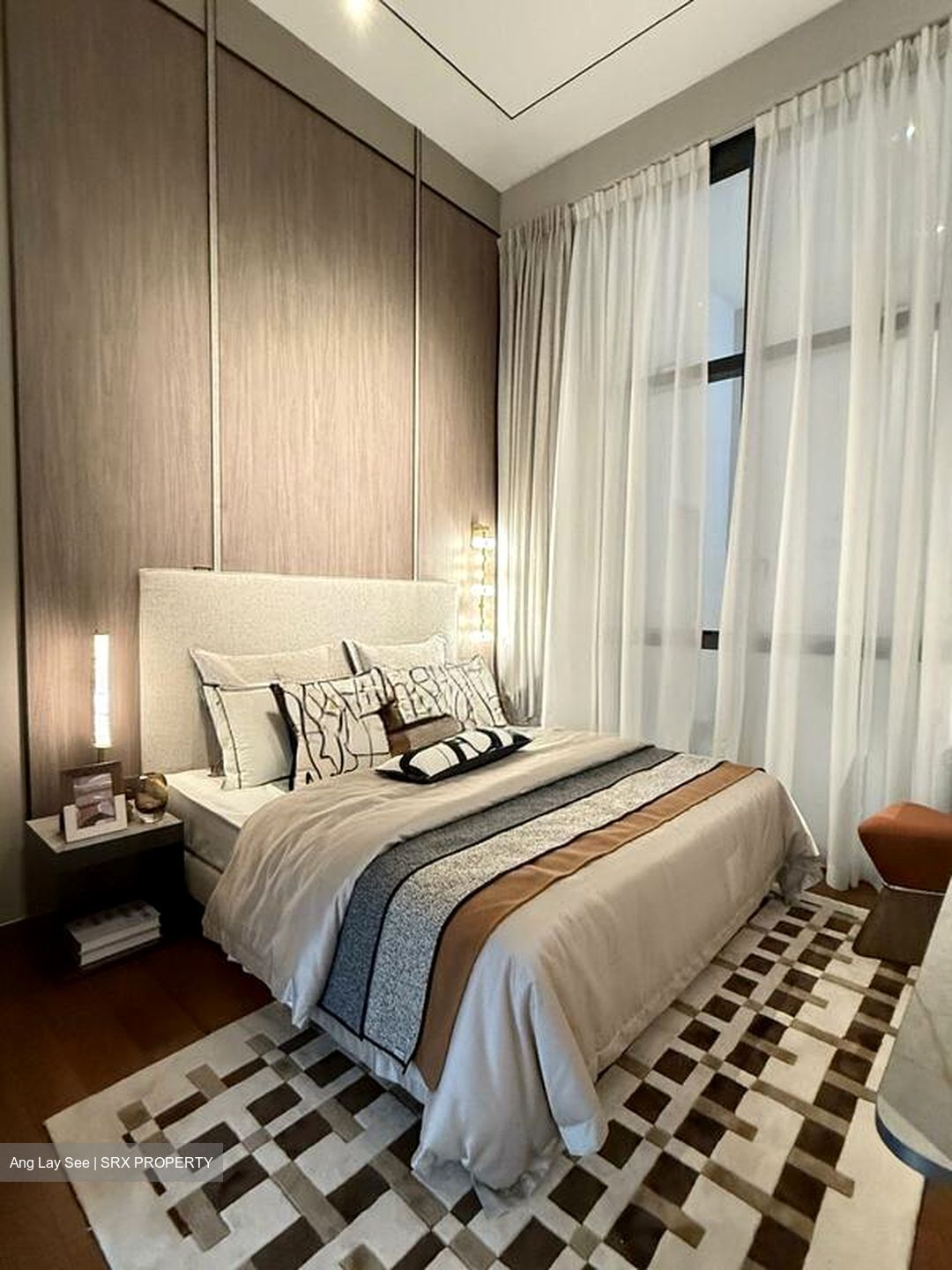Jalan Jurong Kechil (D21), Condominium #498820761